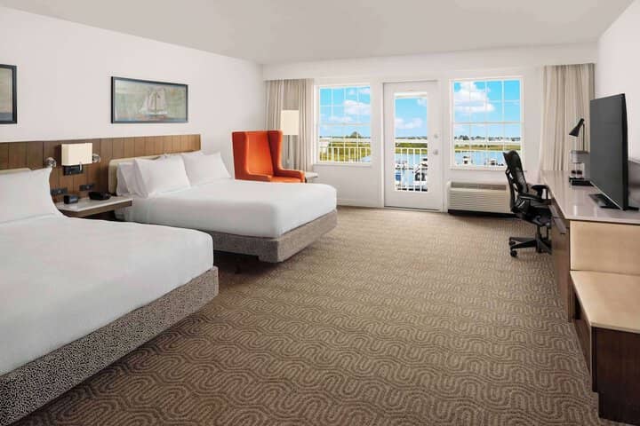 Room 13 of 39